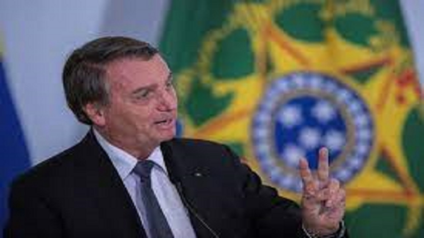 Bolsonaro diz que “super bandeira” de energia chegará ao fim