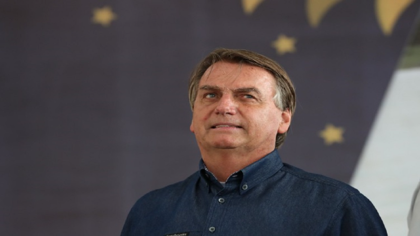 Bolsonaro nega corrupção e diz que querem “forçar a barra”