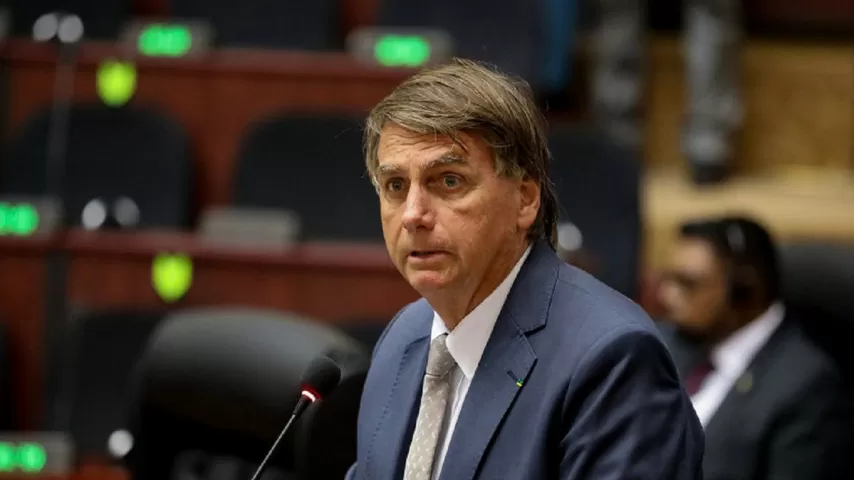 Bolsonaro manda recado a Lula: “A soberba precede a queda”