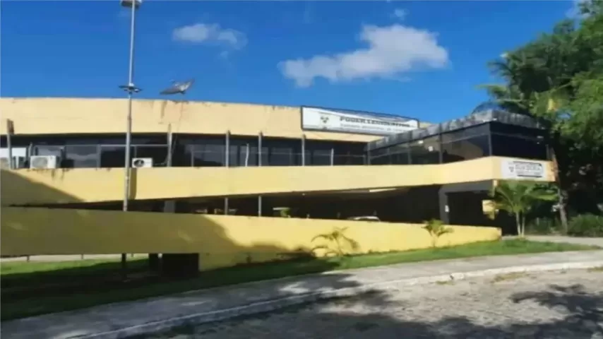 Câmara de Itabuna vai contratar empresa de segurança particular para vigiar repartição; Bagatela de 179 mil reais
