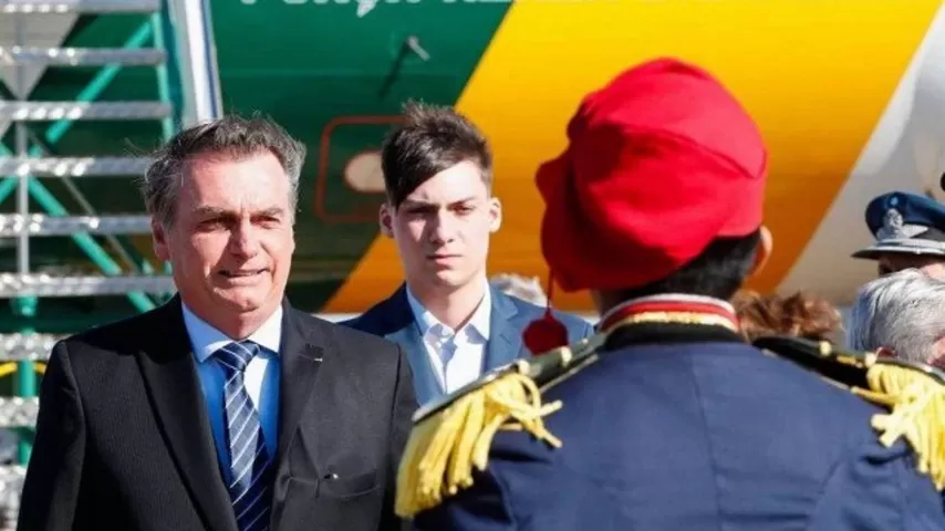 Renan Bolsonaro diz que pensa em entrar para política em 2028