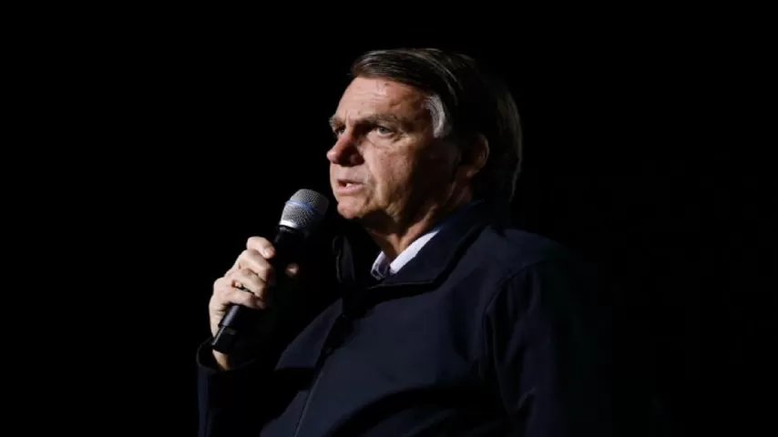 “Se Lula voltar, será para nunca mais sair”, diz Bolsonaro