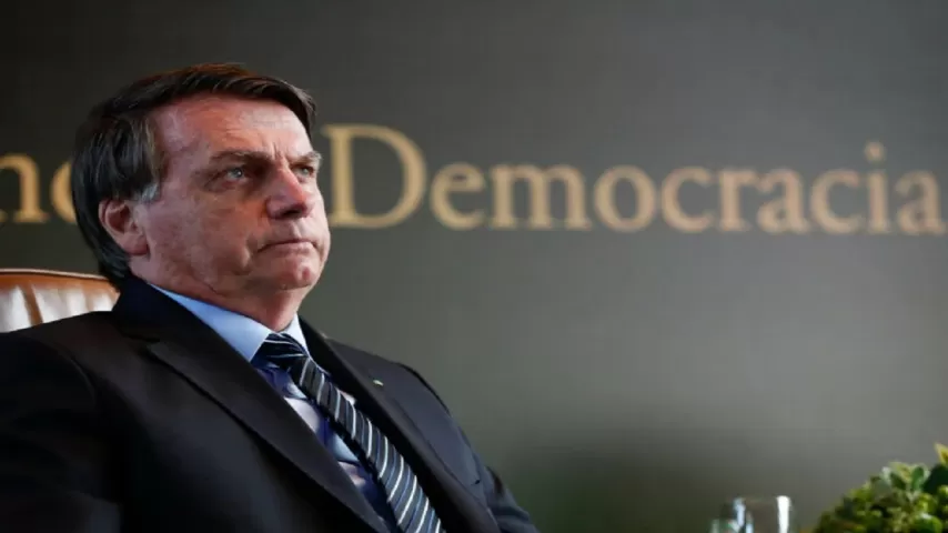 Bolsonaro alerta: “Querem me dar golpe para me tirar do poder