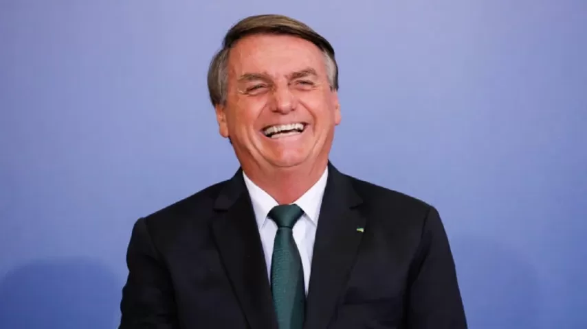 Bolsonaro sobre economia: Sem mim, o Brasil estaria no buraco 