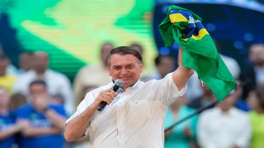 Candidatura de Bolsonaro leva #capitaodopovo