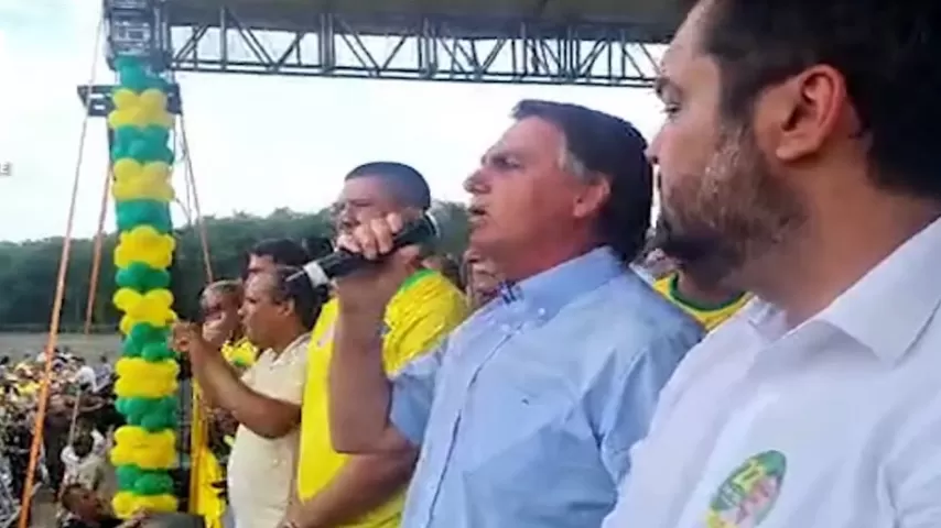 Bolsonaro critica Lula e chama PT de “Partido das Trevas”