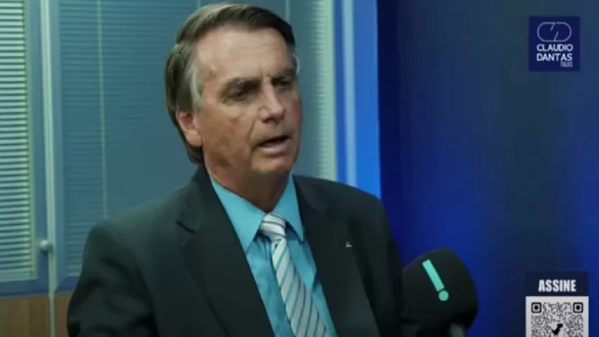 Bolsonaro defende que maioria do STF limite Moraes