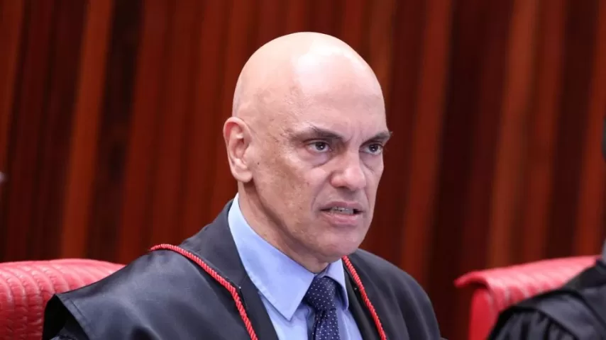 Moraes diz que pedido da sua prisão fere a Constituição