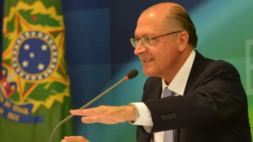 Alckmin ainda é réu por suposto recebimento de caixa 2