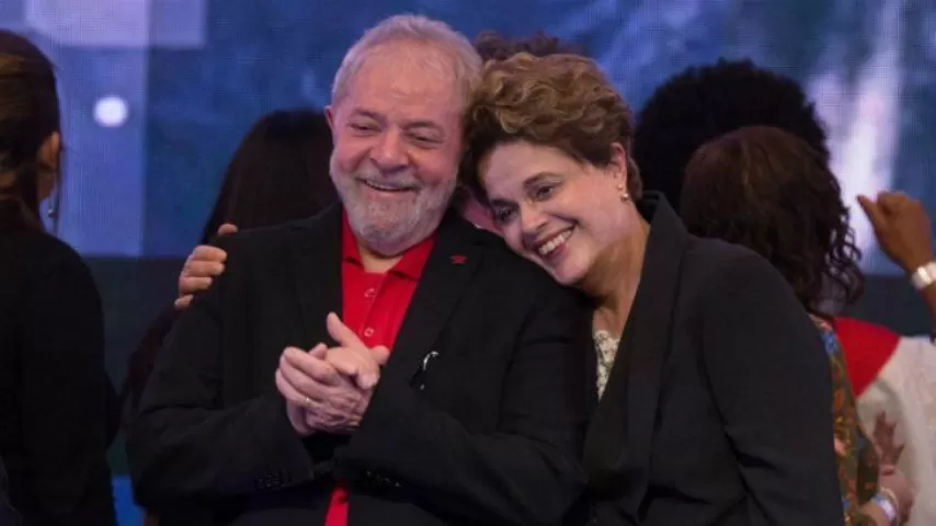 Lula ignora o passado e repete cinco ministros da gestão Dilma