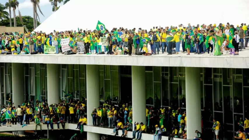 Em defesa da democracia, governadores irão a Brasília nesta segunda-feira (9) 