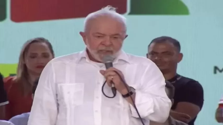 Petistas ‘cobram’ picanha de Lula 