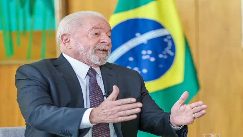 Governo Lula assina contratos milionários com empreiteiras suspeitas 