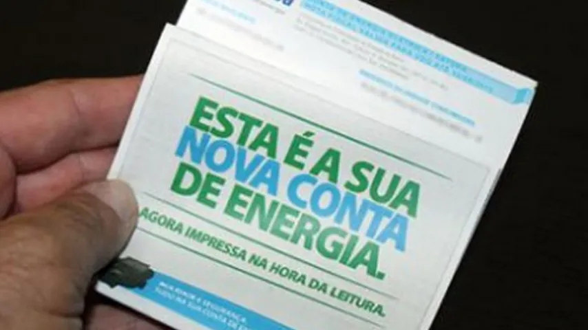 Aneel autoriza reajuste médio de 8% para tarifa de energia elétrica da Bahia