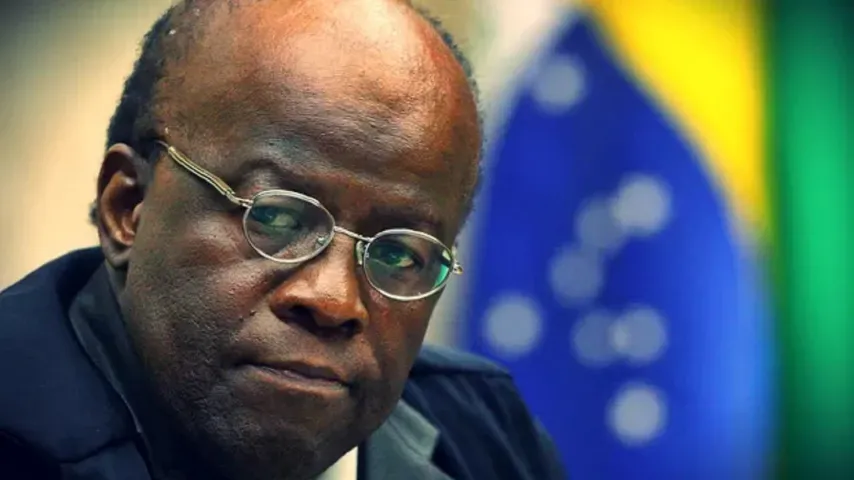 Joaquim Barbosa critica Lula: ‘Muita propaganda’