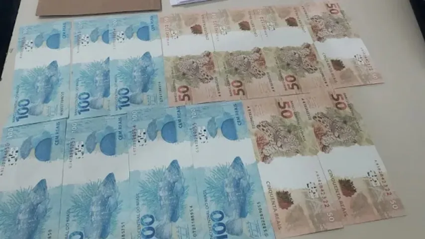 Polícia Civil de Brumado intercepta R$ 1 mil em notas falsas compradas pela internet via Correios