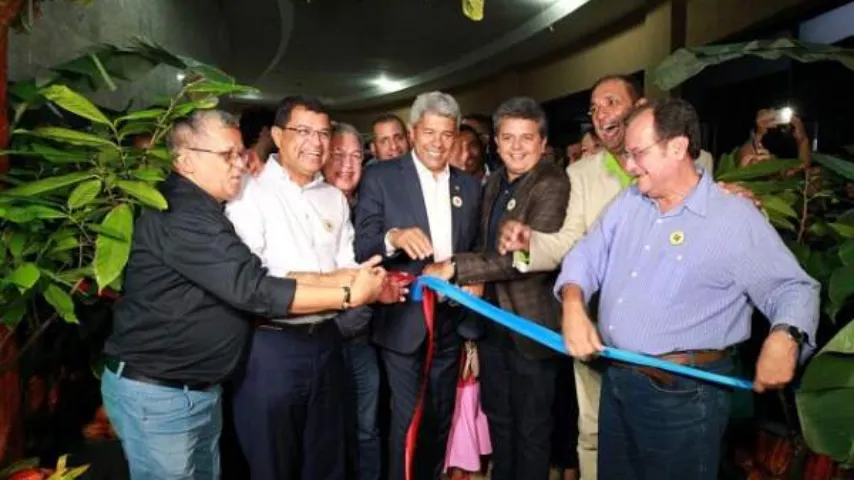 Jerônimo Rodrigues participa da abertura do Chocolat Festival em Ilhéus