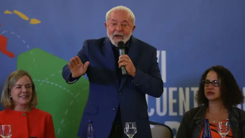 Governo Lula enfrenta dificuldades no Congresso por não ter elegido base ampla, diz ex-ministro petista