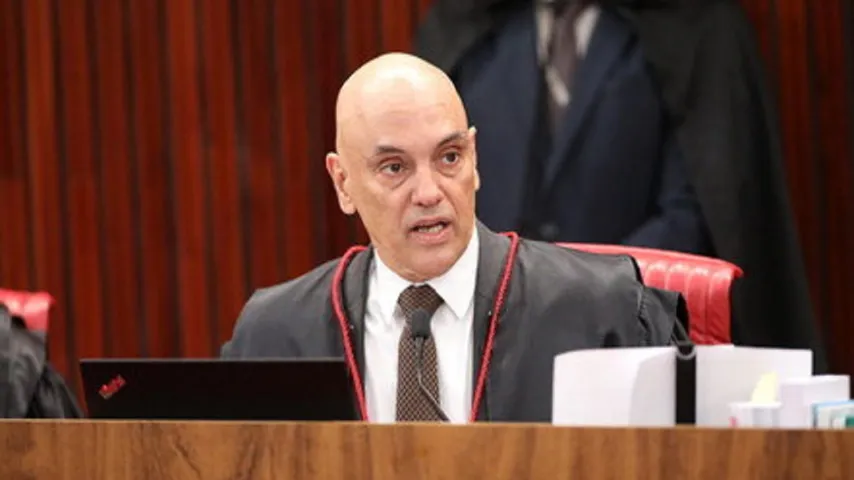 Moraes nega inclusão de Lula em inquérito no Supremo