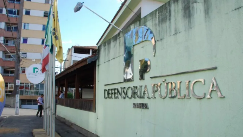 Defensores públicos aprovam estado de greve na Bahia