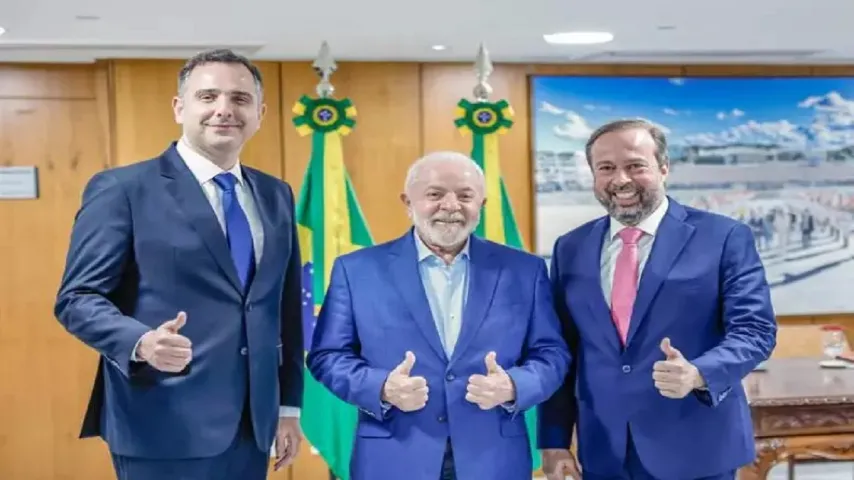 Lula tira poder sobre dinheiro de ministérios