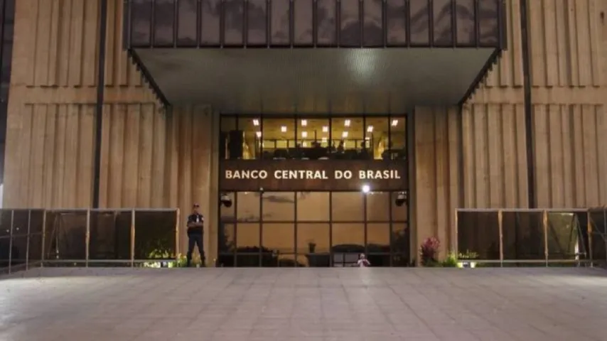 Funcionários do Banco Central anunciam paralisação por insatisfação com Governo Lula