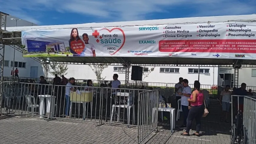 Hospital Regional Costa do Cacau atende centenas de pessoas em Feira de Saúde