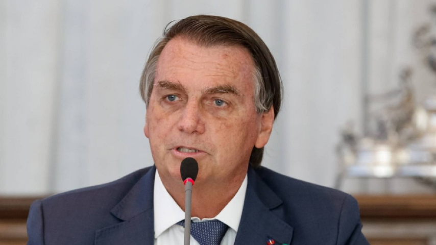 -‘Não posso tomar providência sobre tudo que chega a mim’, diz Bolsonaro sobre irmãos Miranda