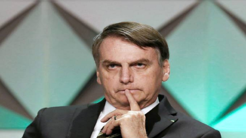 Após alta, Bolsonaro sinaliza que poderá vetar fundo eleitoral de R$ 5,7 bilhões