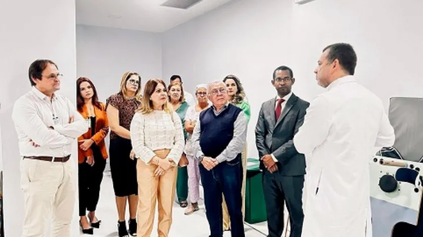 Desembargadora do TRT visita unidade de radioterapia da Santa Casa de Itabuna