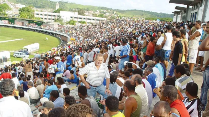 ITABUNA E VITÓRIA INAUGURAM O ESTÁDIO LUIZ VIANA FILHO