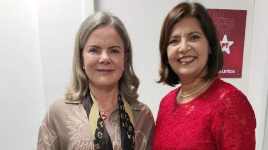 Gleisi Hoffmann recebe Adélia em Brasília: “queremos muito ver uma mulher governando Ilhéus”