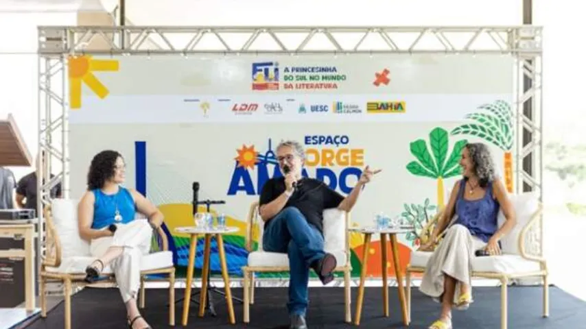 Festa Literária de Ilhéus tem primeiro dia repleto de debates, artes e diversão