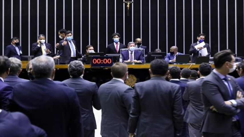 Câmara aprova texto-base do segundo turno da reforma eleitoral