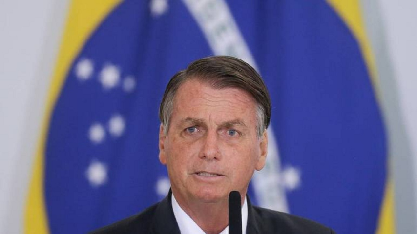 Bolsonaro: ‘Verde e amarelo está assumindo o lugar do vermelho’ 