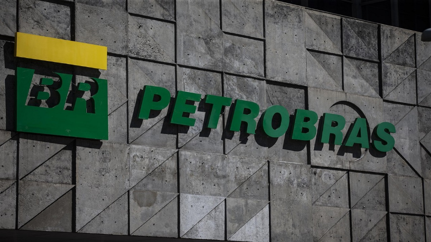 Na véspera da saída de Castello Branco, Petrobras tem debandada de diretores