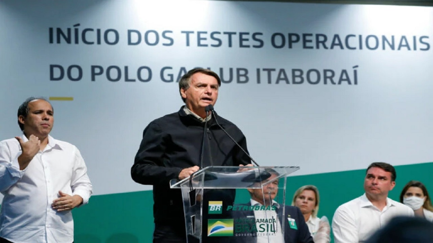 No Rio, Bolsonaro chama Lula de “bandido” e PT de “quadrilha”