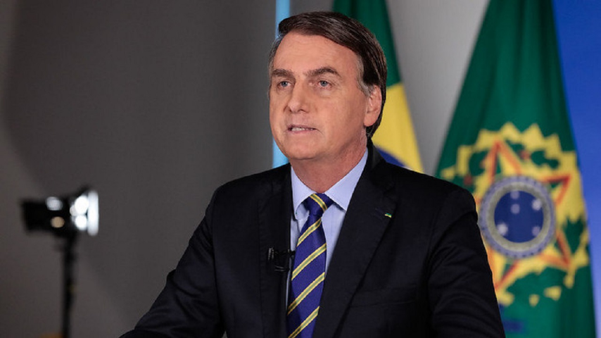 Bolsonaro diz que seu governo salvou vidas e a economia durante a pandemia